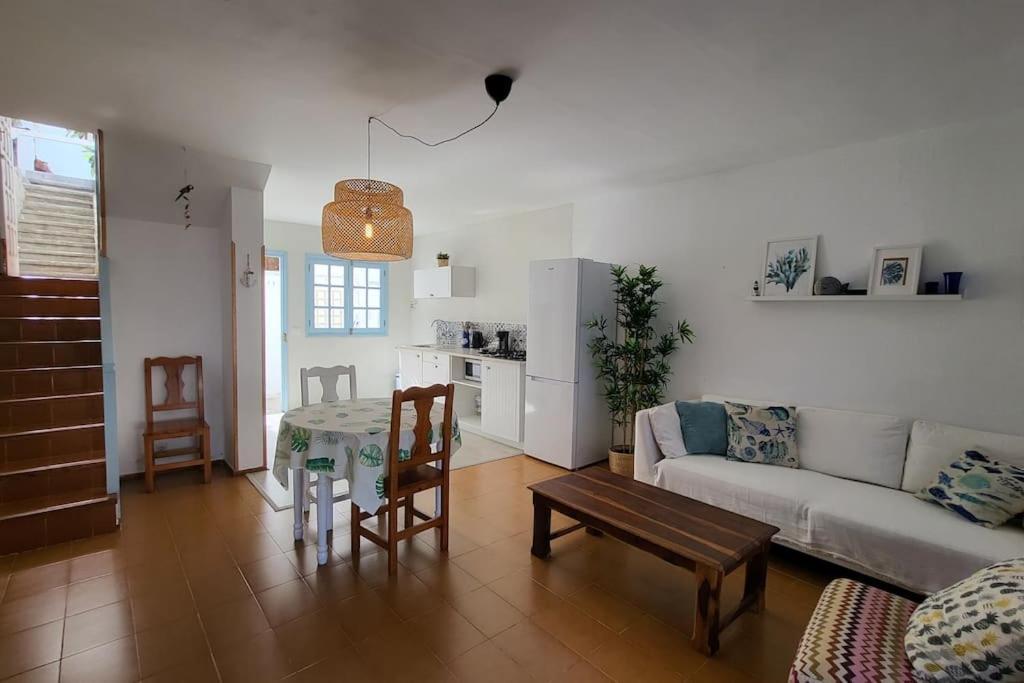 アガエテ Casa Mimosa With Private Pool & Gardenヴィラ エクステリア 写真